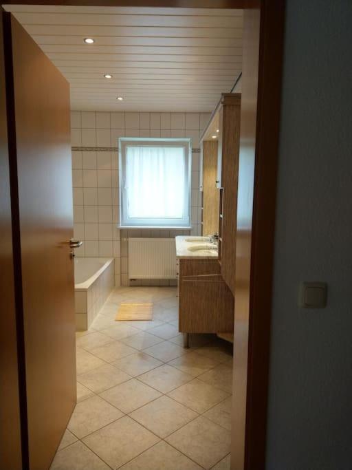 Wald-Apartment Limabach - Oberfrohna Εξωτερικό φωτογραφία